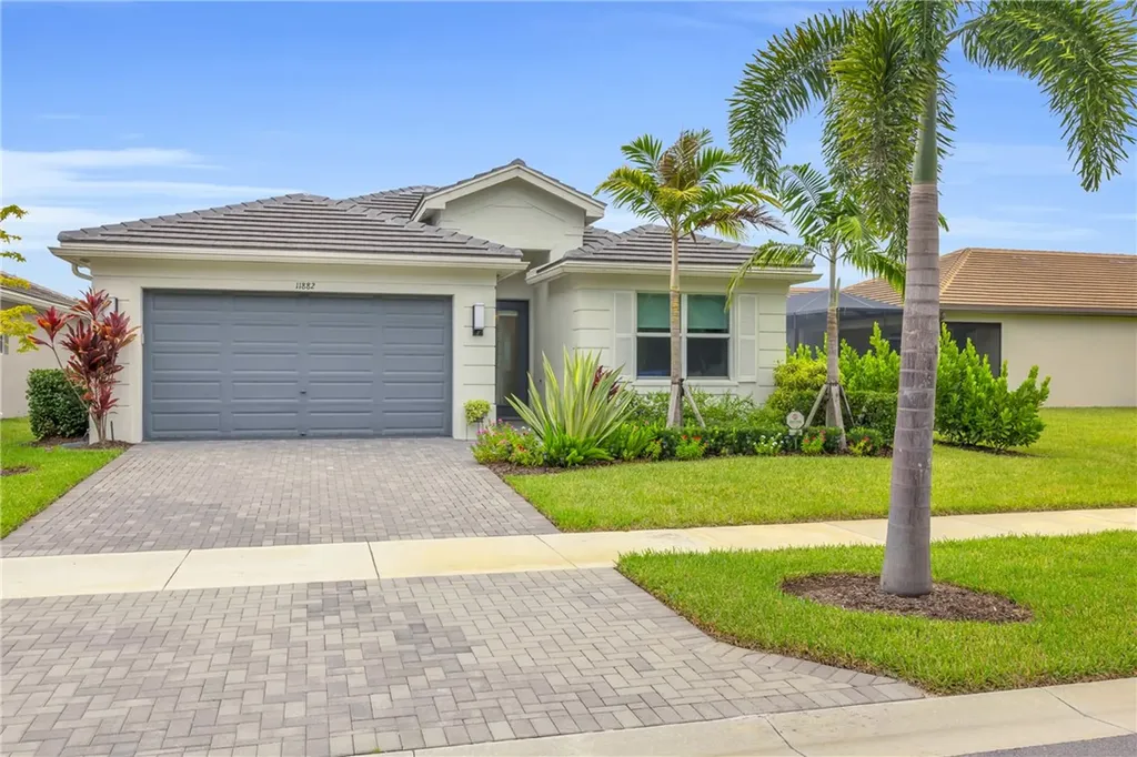 11882 SW Oceanus Boulevard Port St Lucie FL 34987