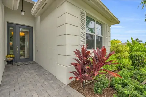 11882 SW Oceanus Boulevard Port St Lucie FL 34987