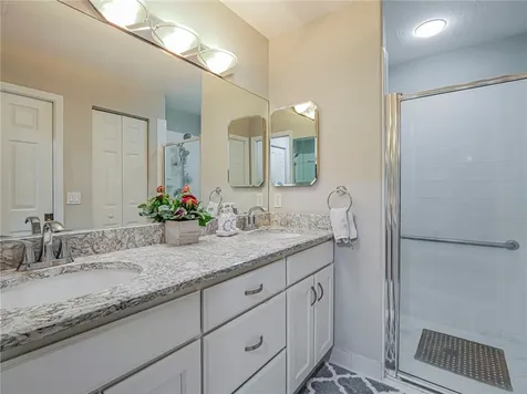 441 10th Place Vero Beach FL 32960