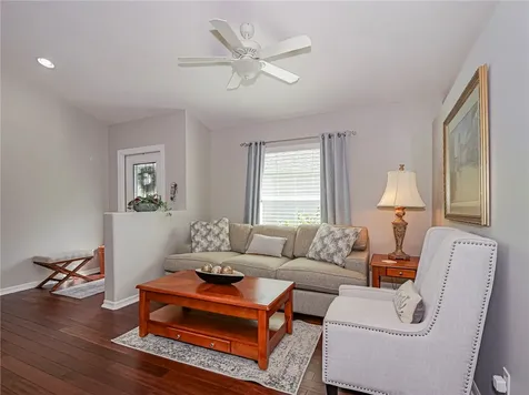 441 10th Place Vero Beach FL 32960