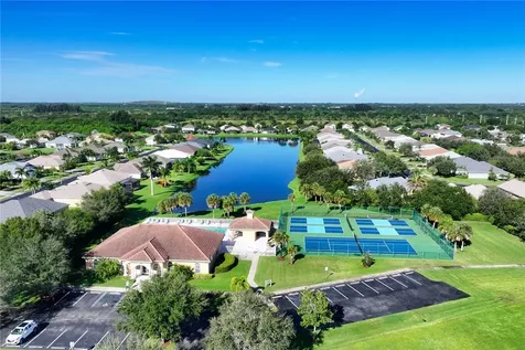 568 Calamondin Way SW Vero Beach FL 32968