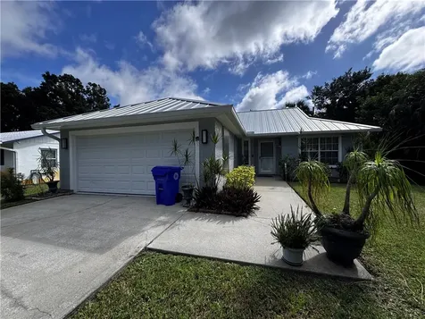 746 40th Avenue Vero Beach FL 32968