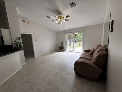 746 40th Avenue Vero Beach FL 32968