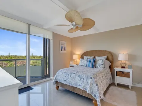 3554 Ocean Drive Vero Beach FL 32963