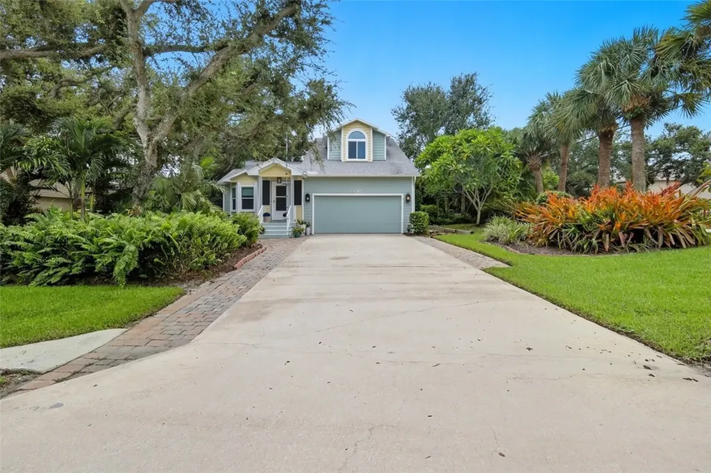 902 Tides Road Vero Beach FL 32963