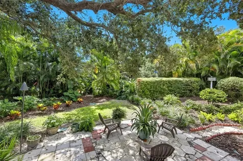 902 Tides Road Vero Beach FL 32963