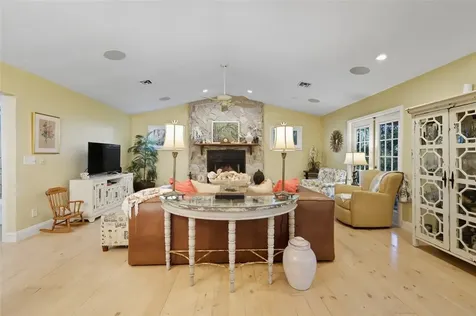 902 Tides Road Vero Beach FL 32963