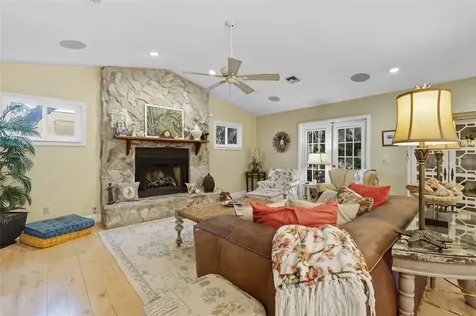 902 Tides Road Vero Beach FL 32963