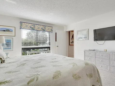 1880 Bay Road Vero Beach FL 32963