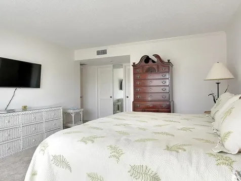 1880 Bay Road Vero Beach FL 32963