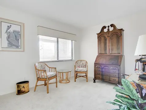 1880 Bay Road Vero Beach FL 32963