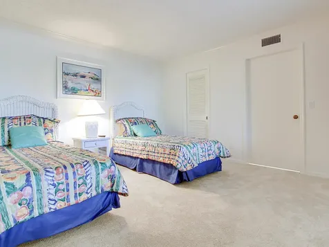 1880 Bay Road Vero Beach FL 32963