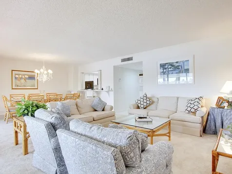 1880 Bay Road Vero Beach FL 32963