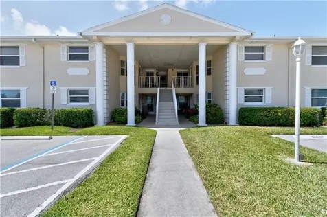 605 W Lake Jasmine Circle Vero Beach FL 32962