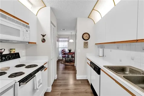 605 W Lake Jasmine Circle Vero Beach FL 32962