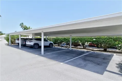 605 W Lake Jasmine Circle Vero Beach FL 32962