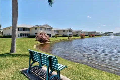 605 W Lake Jasmine Circle Vero Beach FL 32962