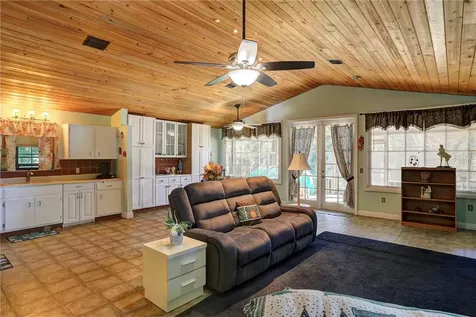 10 48th Avenue Vero Beach FL 32968