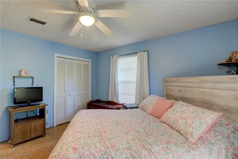 10 48th Avenue Vero Beach FL 32968
