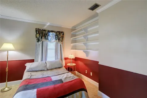 10 48th Avenue Vero Beach FL 32968