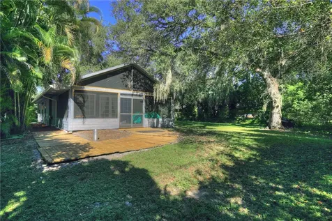 10 48th Avenue Vero Beach FL 32968