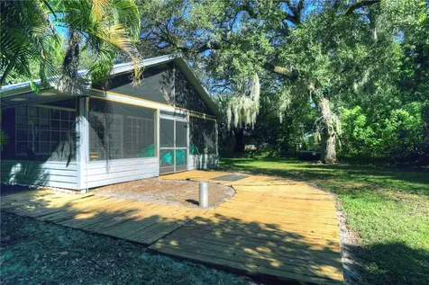 10 48th Avenue Vero Beach FL 32968