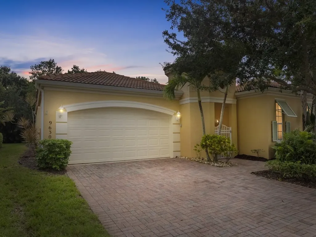 9630 E Maiden Court Vero Beach FL 32963