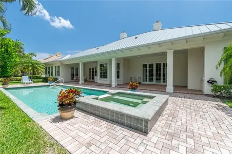 409 S Palm Island Circle Vero Beach FL 32963