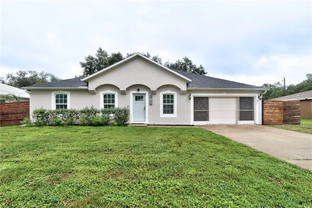 8766 103rd Avenue Vero Beach FL 32967
