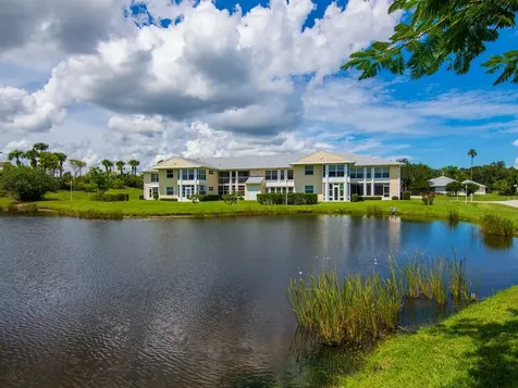 179 Grove Isle Circle Vero Beach FL 32962