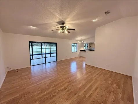2490 4th Place Vero Beach FL 32962
