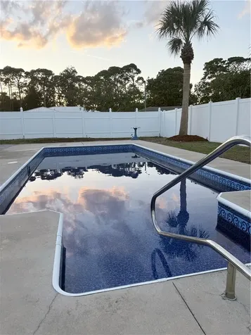 2490 4th Place Vero Beach FL 32962