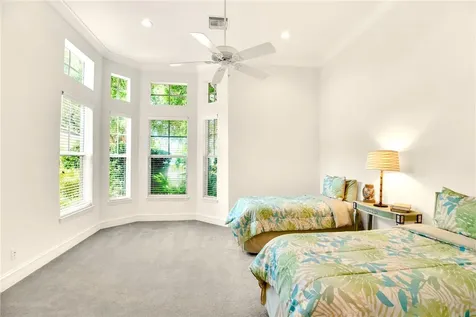1300 Lake Bend Court Vero Beach FL 32963