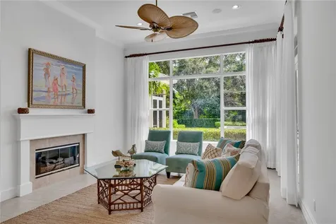 1300 Lake Bend Court Vero Beach FL 32963