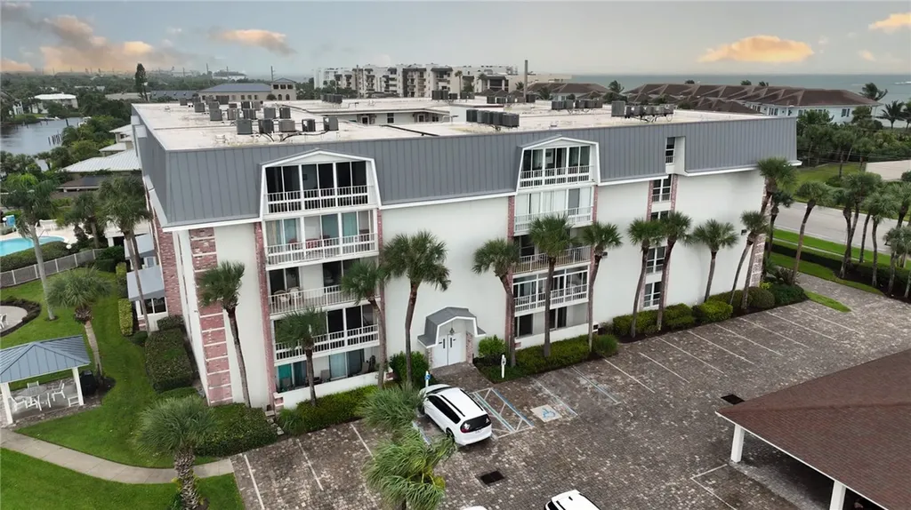 4601 Highway A1a Vero Beach FL 32963
