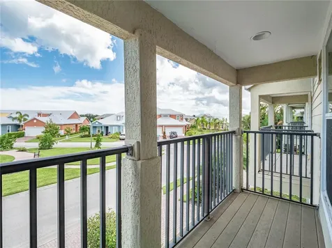 1965 Bridgepointe Circle Vero Beach FL 32967