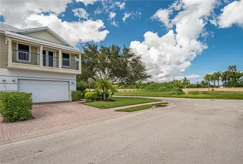 1965 Bridgepointe Circle Vero Beach FL 32967