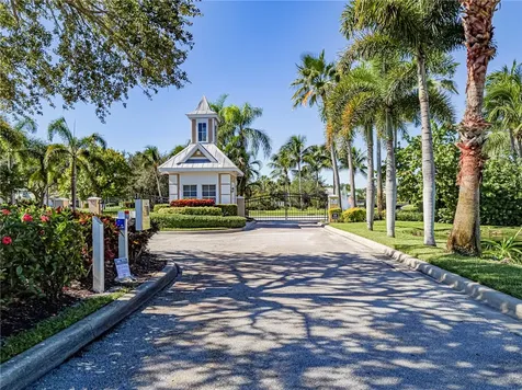 1965 Bridgepointe Circle Vero Beach FL 32967