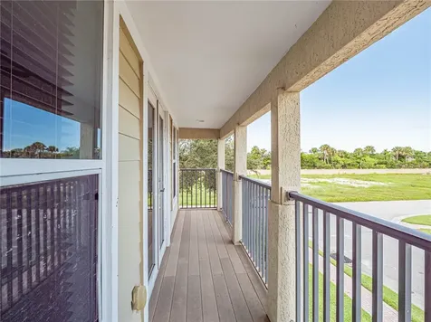 1965 Bridgepointe Circle Vero Beach FL 32967