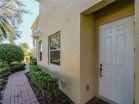 1965 Bridgepointe Circle Vero Beach FL 32967