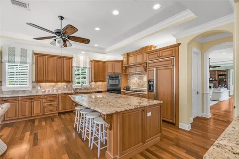 360 Lakeview Way Vero Beach FL 32963