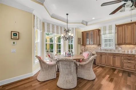 360 Lakeview Way Vero Beach FL 32963