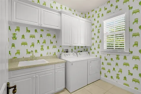 360 Lakeview Way Vero Beach FL 32963
