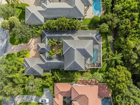 360 Lakeview Way Vero Beach FL 32963