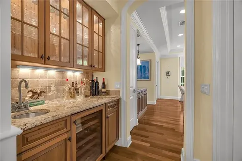 360 Lakeview Way Vero Beach FL 32963