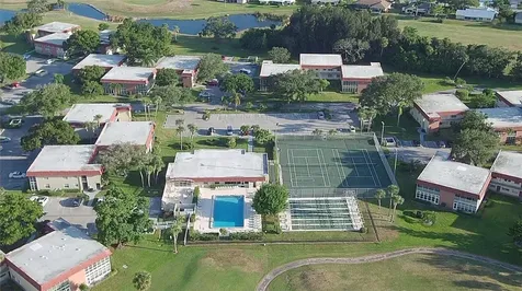 35 Pine Arbor Lane Vero Beach FL 32962