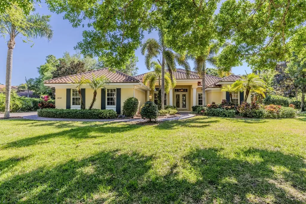 1630 W Rosewood Court Vero Beach FL 32966