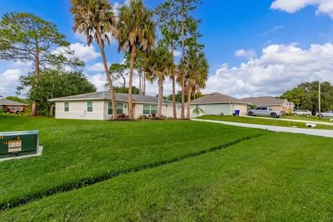 546 Agnes Street Sebastian FL 32958