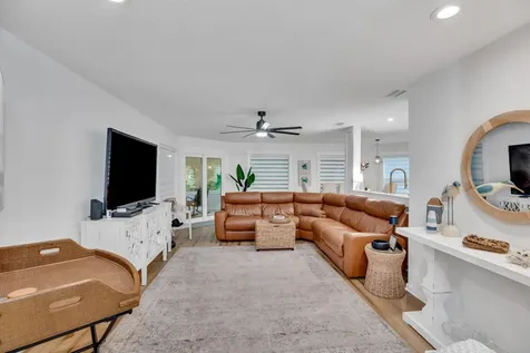 546 Agnes Street Sebastian FL 32958