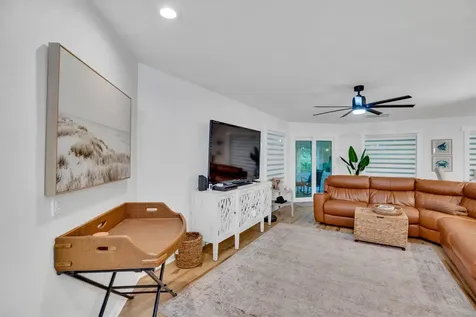 546 Agnes Street Sebastian FL 32958